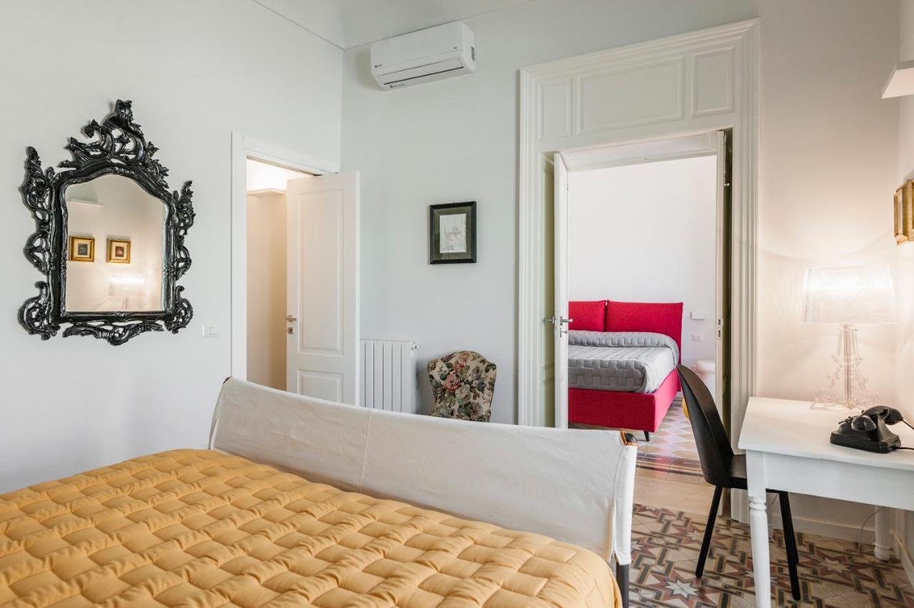 2 Soru Ortigia Holiday Home - Attico Con Terrazza Syracuse Ngoại thất bức ảnh