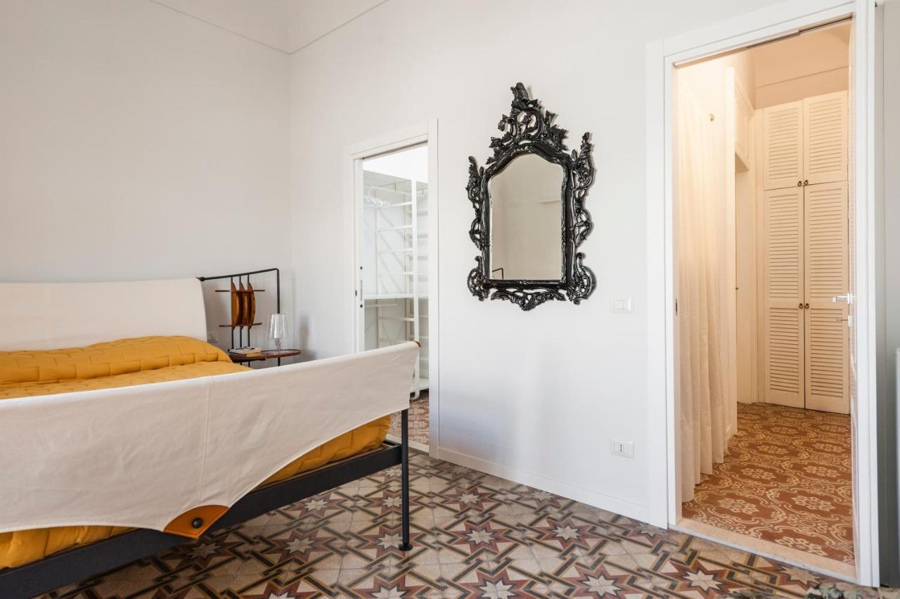 2 Soru Ortigia Holiday Home - Attico Con Terrazza Syracuse Ngoại thất bức ảnh